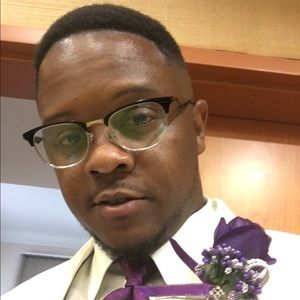 Meet your Posher, Derek